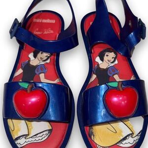 EUC Mini Melissa x Disney Mar Jelly Sandals in the Snow White blue apple 4